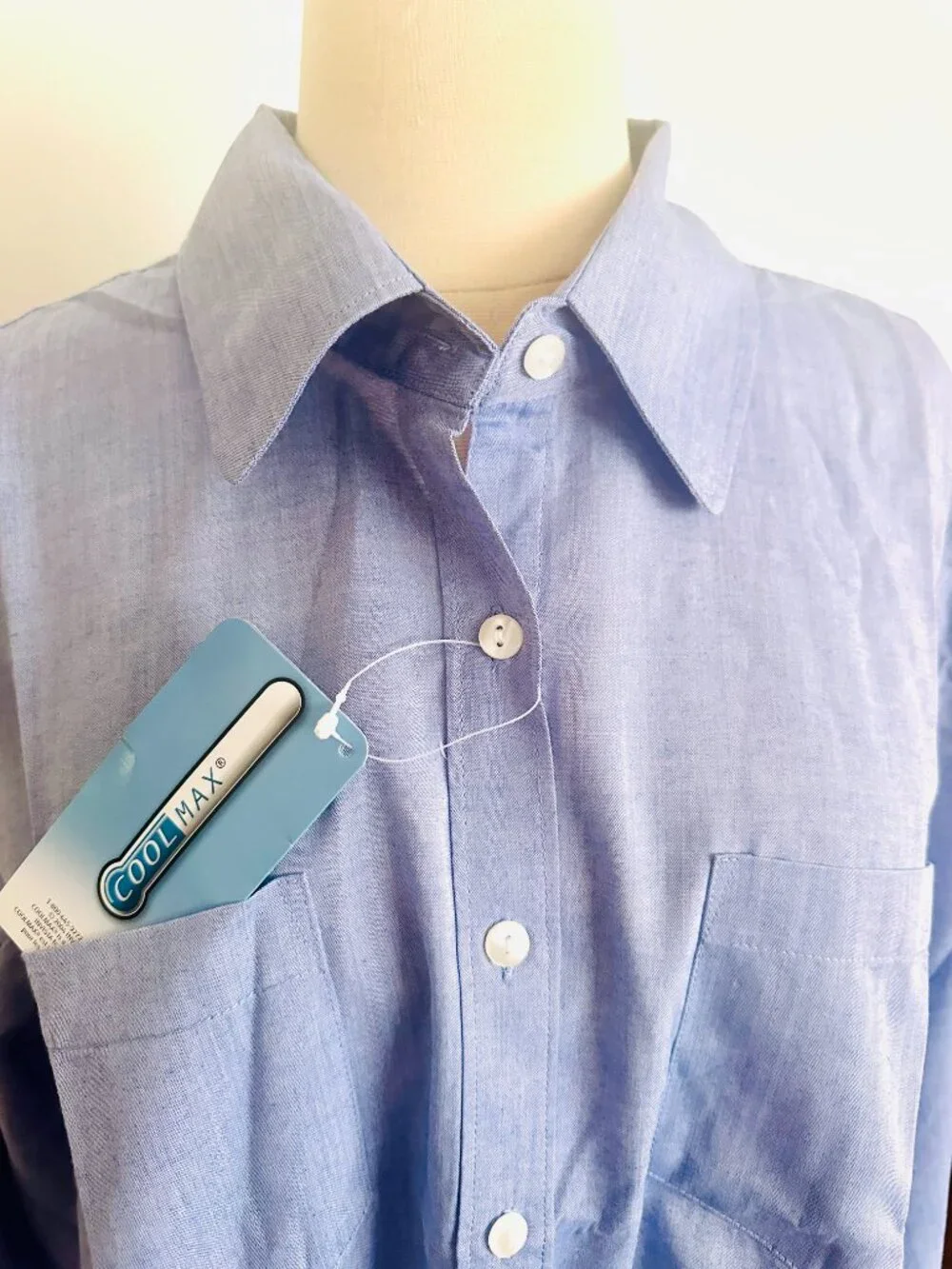 TravelSmith Long-Sleeve Moisture-Wicking Button-Down NWT Blue Shirt Size 16 - Picture 2 of 12
